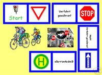 Domino mit Abbildungen von Verkehrszeichen und deren Bedeutung.