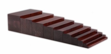 Braune Treppe / Stufenbl�cke