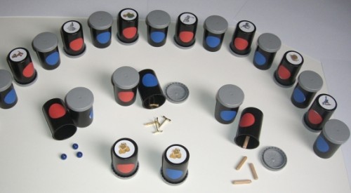 Montessori Rascheldosen