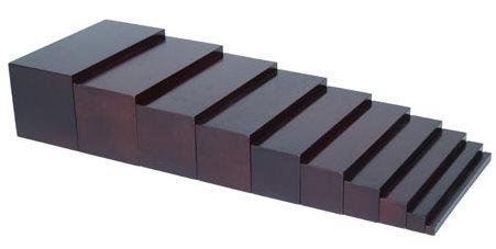 Braune Treppe - Montessori Material